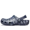 Classic Clog Sandály s potiskem Deep Blue