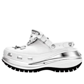Crocs x MCM Mega Crush Clog „White Silver“