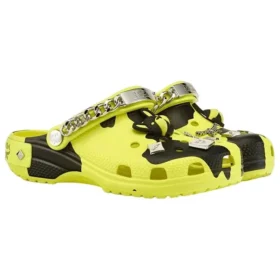 Crocs x MCM nazouváky s kamuflážovým potiskem „Neon Yellow“