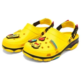 Crocs x Pac-Man Classic Clogs „Yellow Black“