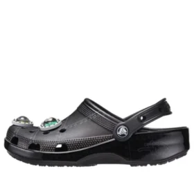 Crocs x Ron English Classic Clogs „Area 54 – Black“