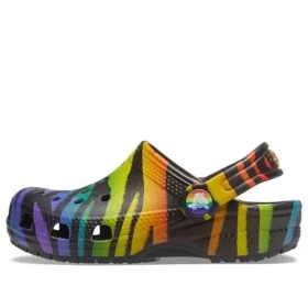 Klasické sezónní nazouváky s potiskem „Black Multi“