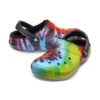 Klasické sportovní bačkory Crocs Tie-Dye Stay Warm Cozy, unisex, fialové a červené