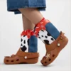 Kozačky a kotníkové boty Jessie z filmu Toy Story od Disney a Pixar