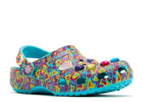 Lisa Frank x Classic Clog Kids „Digital Aqua Multi Hearts“