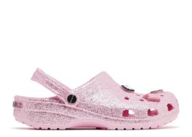 Mean Girls x Classic Clog „On Wednesdays We Wear Pink“