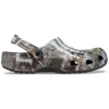 Pleasures x Realtree x Classic Clog „Skeleton Edge Camo“