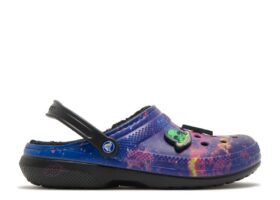 Ron English x Classic Lined Clog „Area 54 – Galaxy“