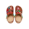 SZA x Classic Clog „Woodgrain“
